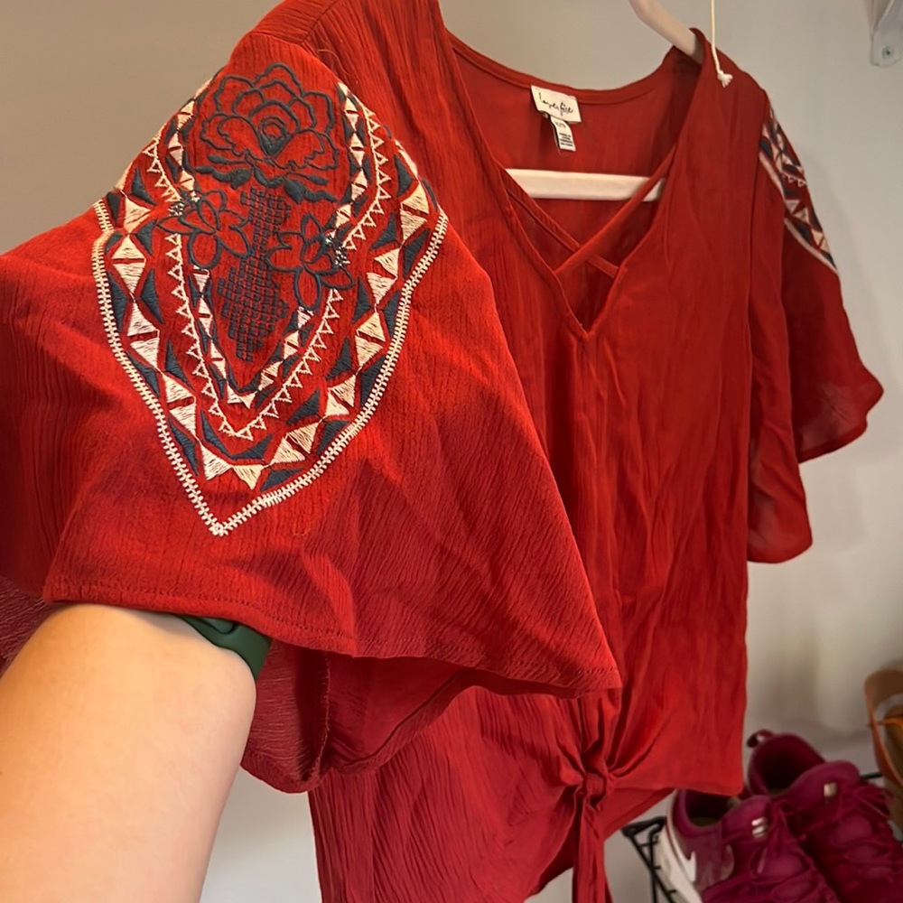 Love, fire embroidered Crop Top XS